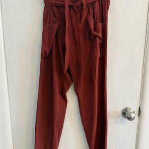 Athleta Skyline Pant with a paperbag waist. 6 tall